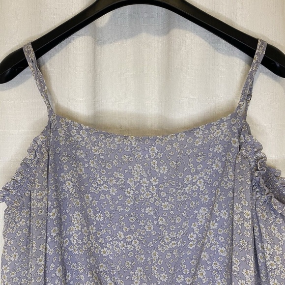 Astr Purple Floral Cold Shoulder Peplum Top - Picture 7 of 8